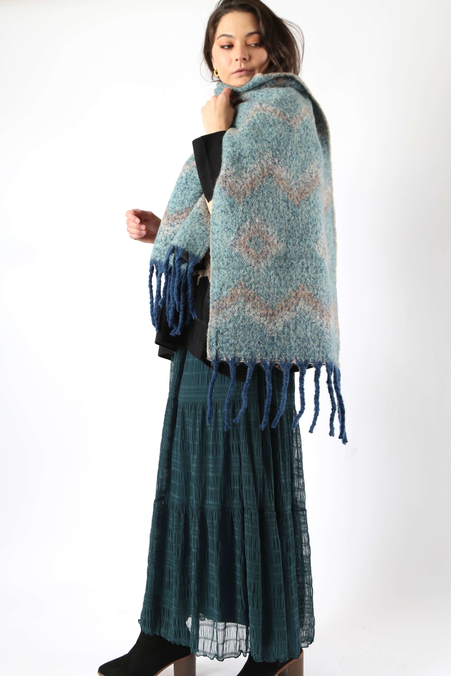Melia Cozy Scarf