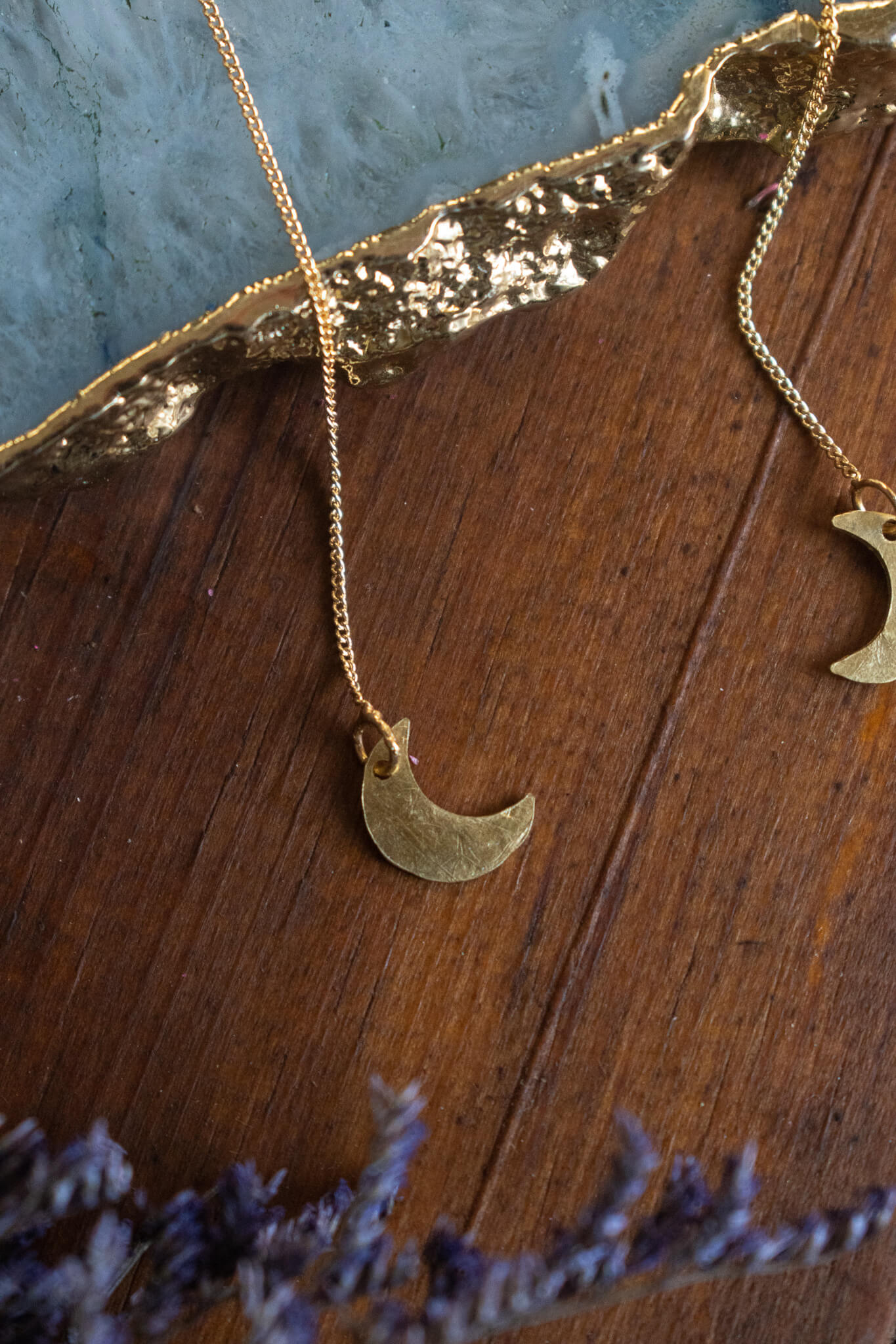 Hammered Moon Delicate Threader