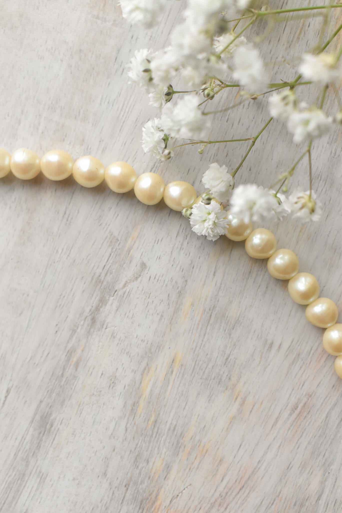 1960's Faux Coral Necklace