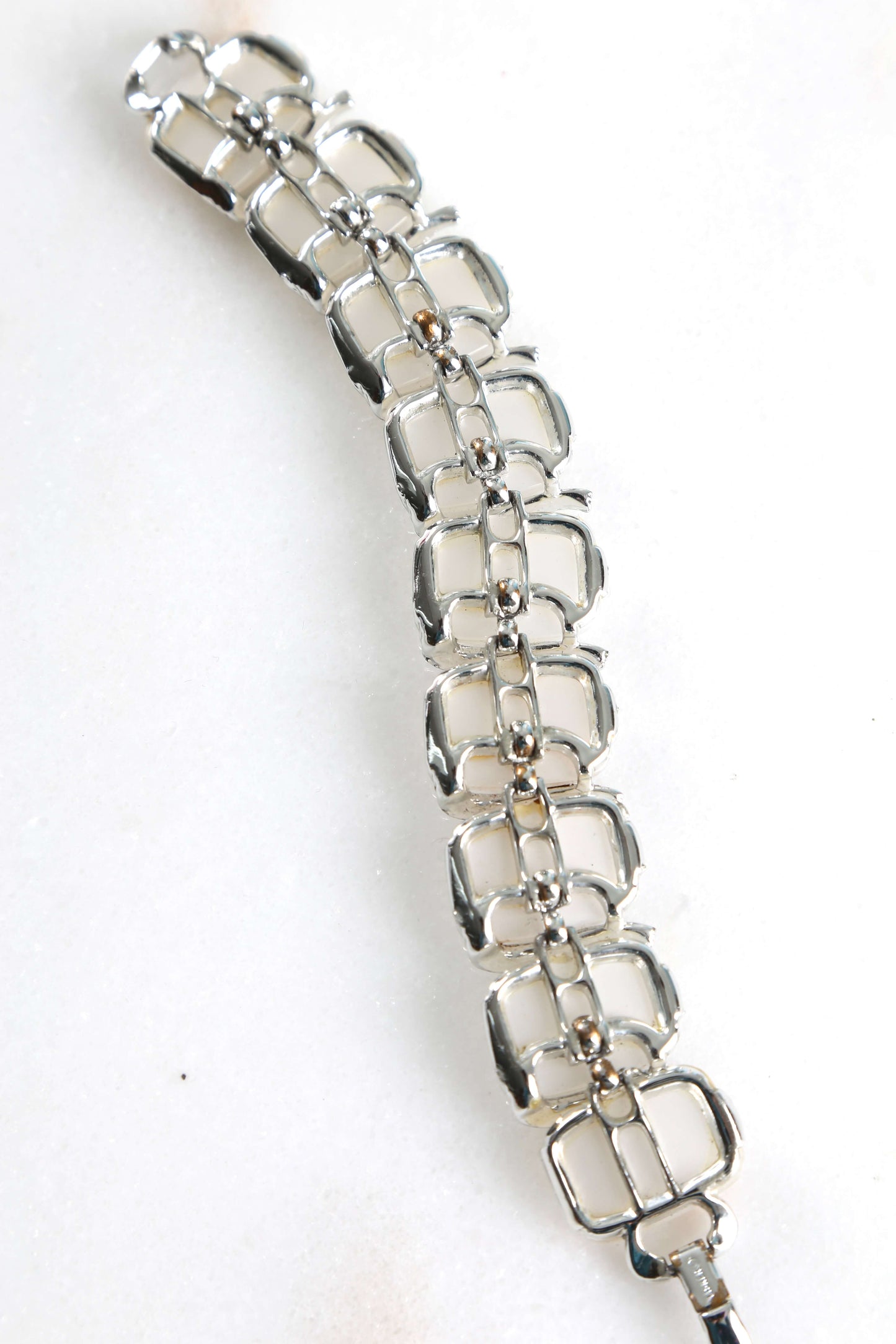 1950's Lisner Thermoplastic Link Bracelet