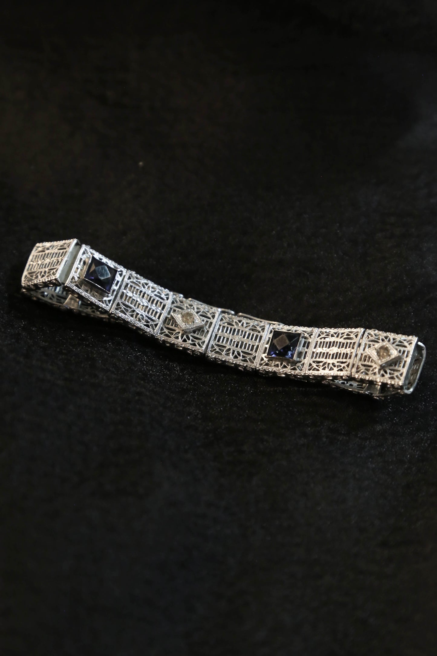 1930s Rhodium Plate Link Bracelet