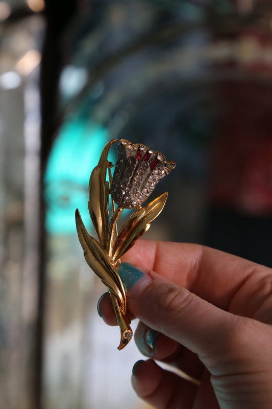 1930's Pot Metal Flower Trembler Brooch