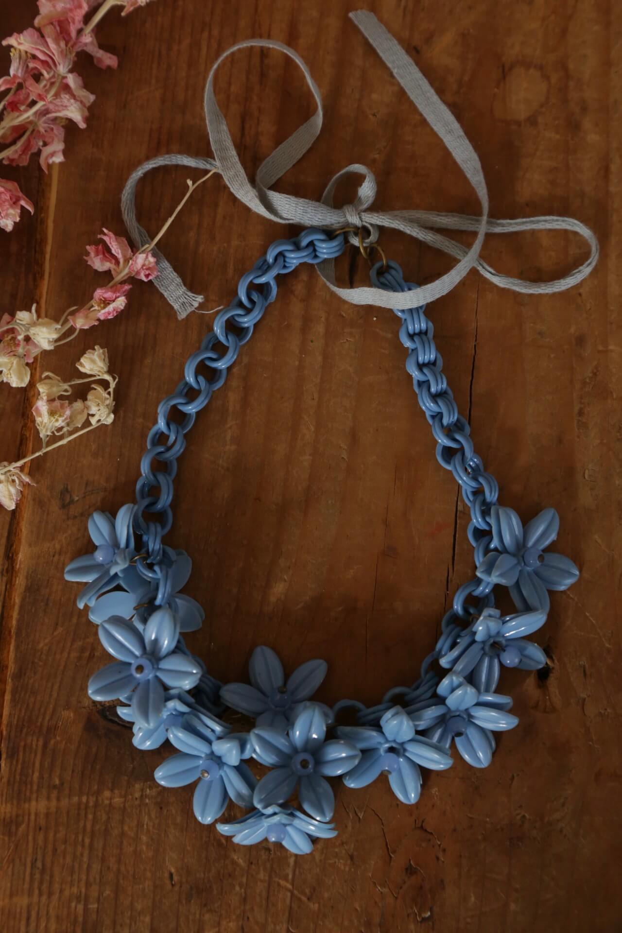 1930's Cornflower Celluloid Necklace